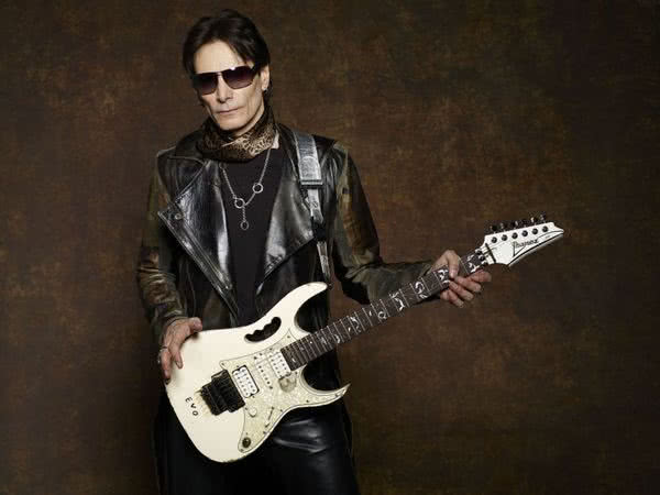 Steve Vai & Evolution Tempo