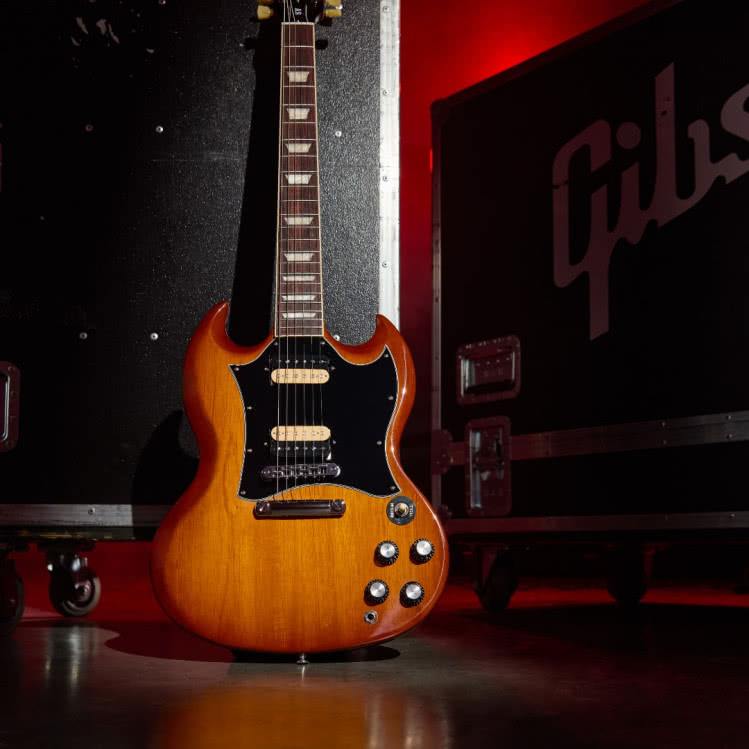 Gibson prezentuje Sadler Vaden SG Standard – klasyka w wydaniu „working guitar”