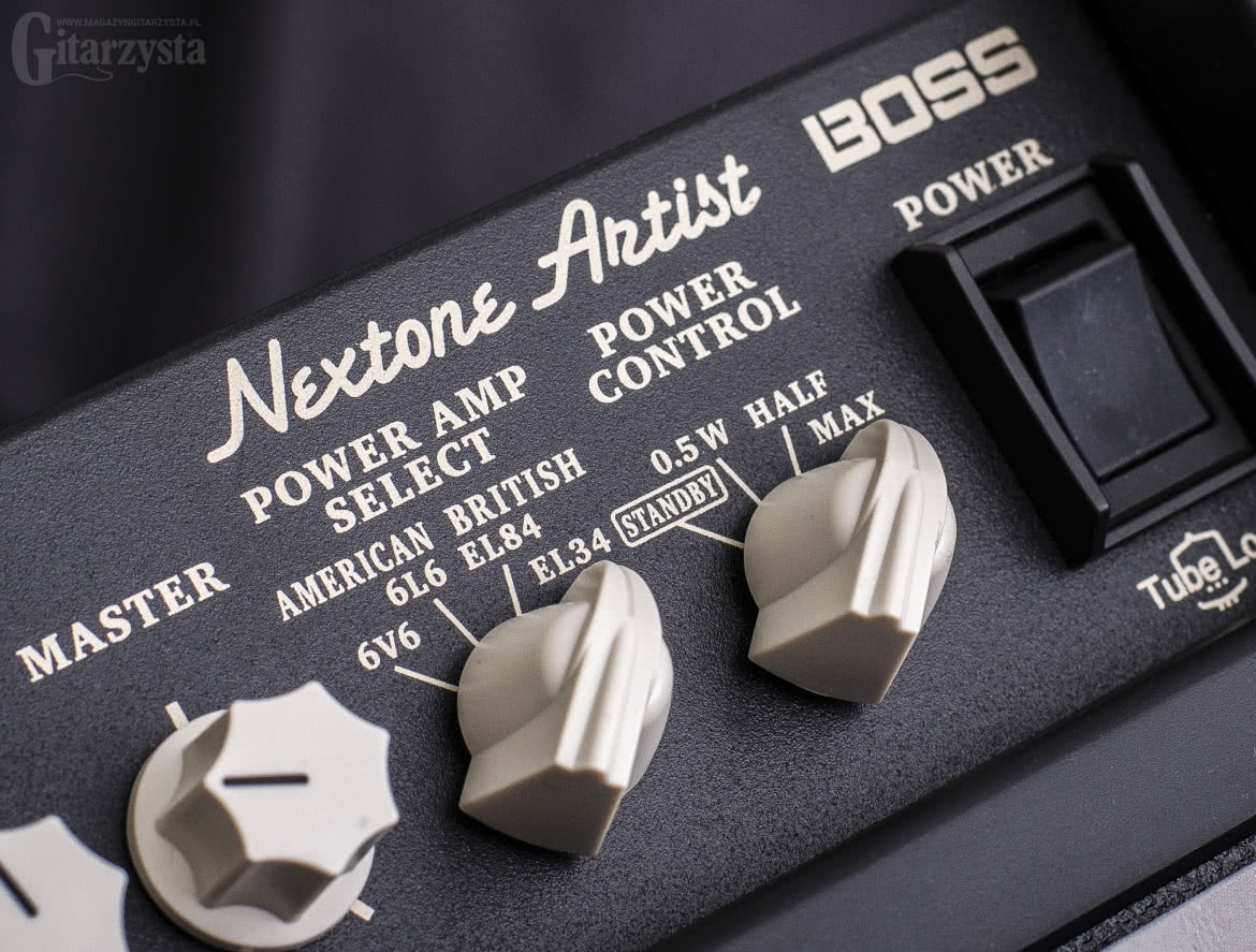 Nextone oferuje wybór brzmienia 4 odmian lamp mocy oraz zmniejszenie mocy, wpływające też na odpowiedź na grę.