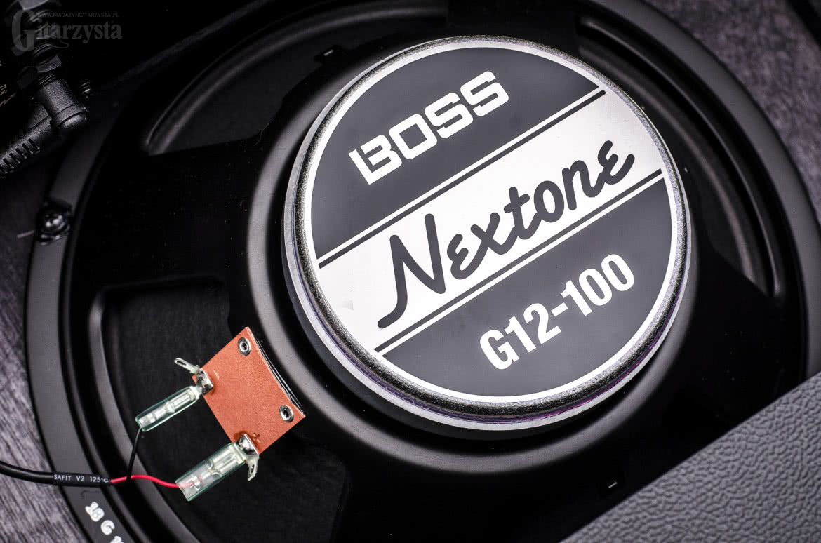 Na pokładzie znalazł się specjalnie opracowany głośnik BOSS Nextone G12-100.