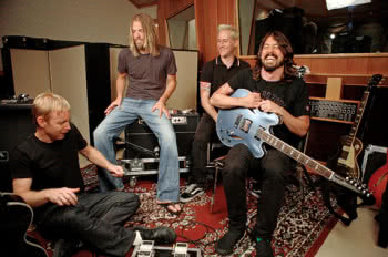 Premiera nowego krążka Foo Fighters w kwietniu