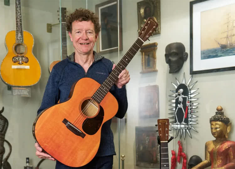Martin Guitar świętuje z klasą i historią