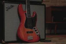 Fender Rarities Flame Ash Top Jazz Bass